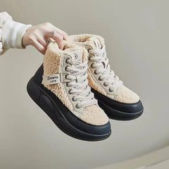 Nowe modne ciepłe buty na co dzień