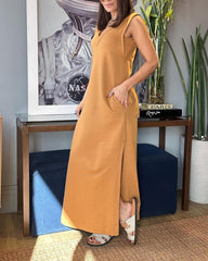 Casualowa sukienka z kieszeniami i dekoltem w kształcie litery V