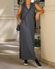 Casualowa sukienka z kieszeniami i dekoltem w kształcie litery V