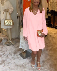 Wygodna mini sukienka z długimi rękawami - styl i komfort