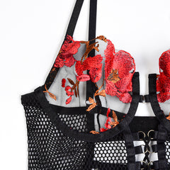 3 szt. Komplet bielizny z kwiatowym haftem i kabaretami