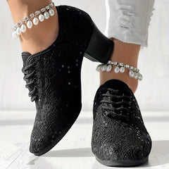 Zamknięte koronkowe obcasy taneczne łacińskie