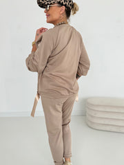 Casualowy dwuczęściowy zestaw sportowy z okrągłym dekoltem