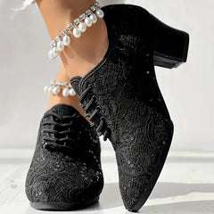 Zamknięte koronkowe obcasy taneczne łacińskie