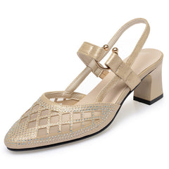 Błyszczące sandały na pięcie blokowej blokowej