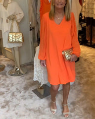 Wygodna mini sukienka z długimi rękawami - styl i komfort