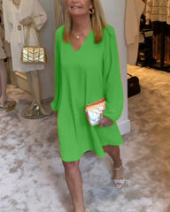 Wygodna mini sukienka z długimi rękawami - styl i komfort