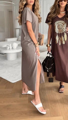 Damska sukienka swobodna z dekoltem w serek i nadrukiem