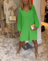 Wygodna mini sukienka z długimi rękawami - styl i komfort