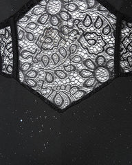 Brokatowy gorsetowy kombinezon z kontrastowymi ramionami