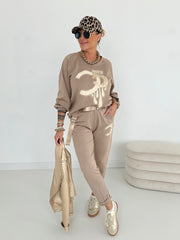 Casualowy dwuczęściowy zestaw sportowy z okrągłym dekoltem