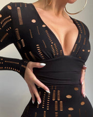 Brokatowy gorsetowy kombinezon z kontrastowymi ramionami