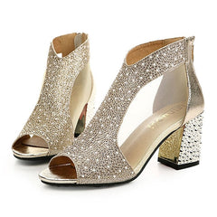 Damskie błyszczące sandały na obcasie klockowym