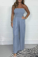 Damski kombinezon ze spranego denimu