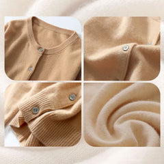 Damska koszula z okrągłym dekoltem, zapinana na guziki, wykonana z dzianiny