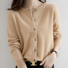 Damska koszula z okrągłym dekoltem, zapinana na guziki, wykonana z dzianiny