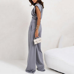 Elegancki, jednoczęściowy zestaw dla kobiet