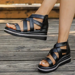 Swobodny oddychanie kobiet na sandałach platformowych ortopedycznych