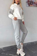 Damski dres z kapturem i nadrukiem w stylu casual