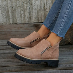 Damskie botki zapinane na zamek w złotym kolorze