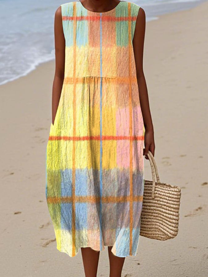 Damska sukienka w kratę w swobodnej kolorystyce, bez rękawów