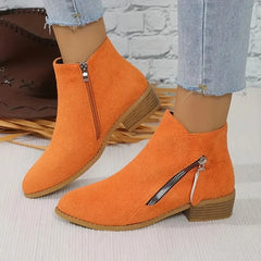 Buty kostki w stylu retro na pięcie