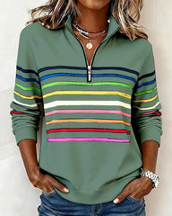 Modny sweter z kołnierzykiem zapinanym na zamek i tęczowymi paskami