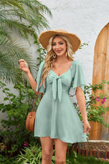 Kobiety ubierają się letnie rękawy z muszki w muszce głęboko w throc elegancka A-line Flow mini sukienka