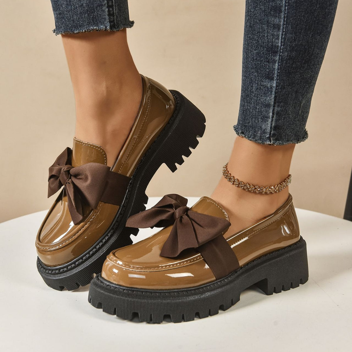 Niepoślizgowe mokasyny damskie