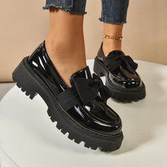 Niepoślizgowe mokasyny damskie