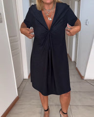 Damska sukienka z dekoltem w szpic w stylu v