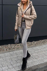 Damska zimowa, wielokolorowa, ciepła, krótka kurtka z kapturem i zamkiem błyskawicznym