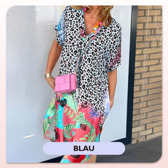 Damska sukienka z krótkim rękawem i nadrukiem w panterkę