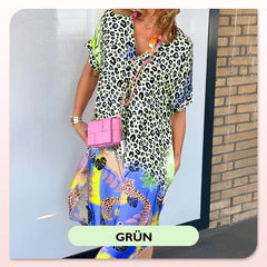 Damska sukienka z krótkim rękawem i nadrukiem w panterkę