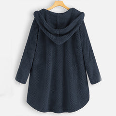 Prosty płaszcz z kapturem