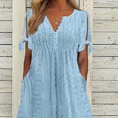 Elegancka damska sukienka z dekoltem w szpic