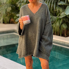 Luźny sweter w wieku silnym kobiet