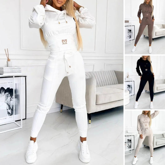 Damski dwuczęściowy zestaw dresowy z kapturem